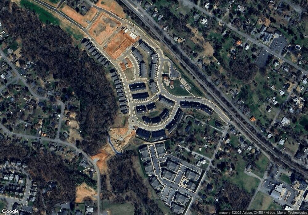 4522 Dupree St, Crozet, VA 22932 - photo 1