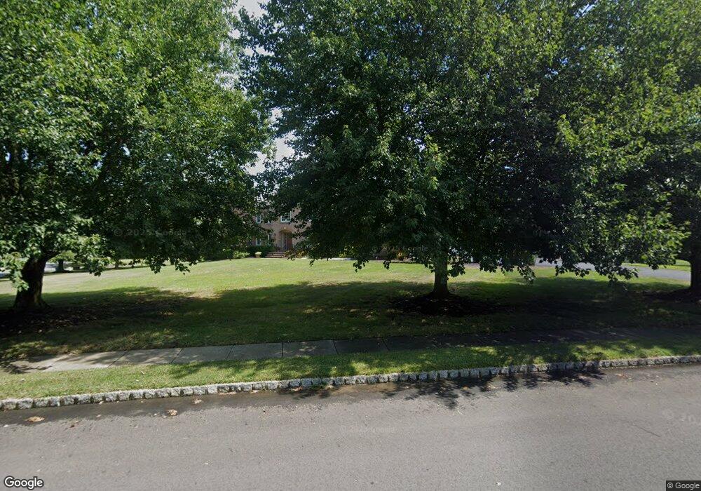 219 Heritage Dr, Columbus, NJ 08022 - photo 1