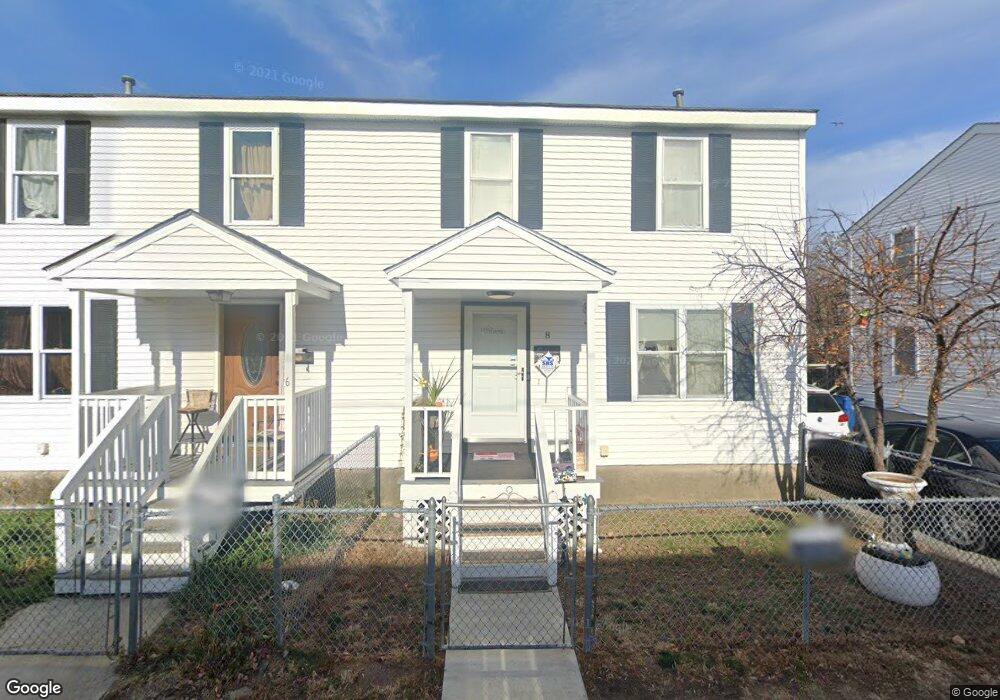 8 Marshalls Way, Lawrence, MA 01841 - photo 1