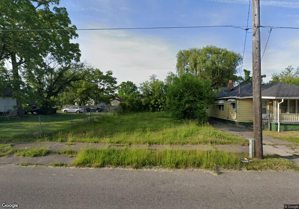 726 E Foss Ave, Flint, MI 48505 - photo 1