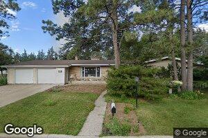327 15th Ave SE, Devils Lake, ND 58301