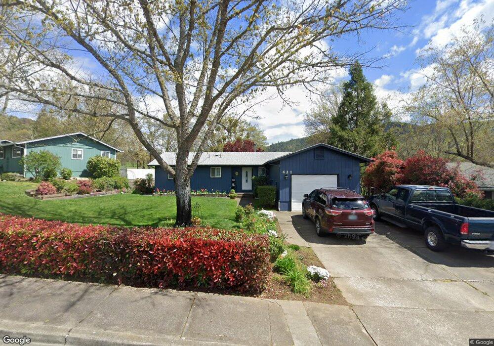 421 Nugget Dr, Rogue River, OR 97537 - photo 1