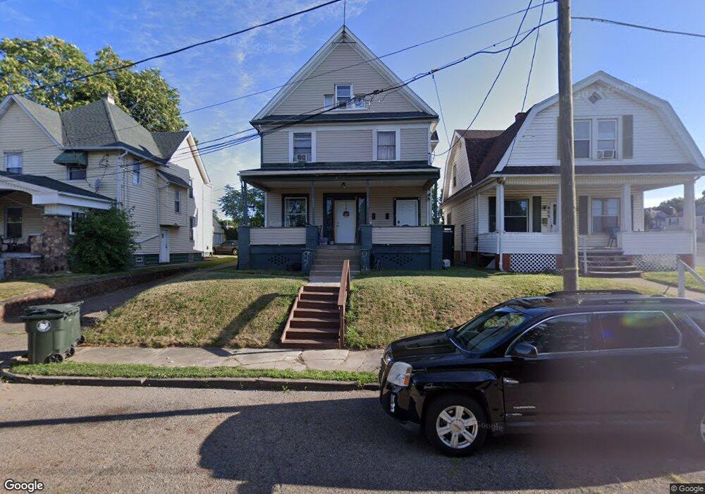 829 Auburn Place NW, Canton, OH 44703 - photo 1