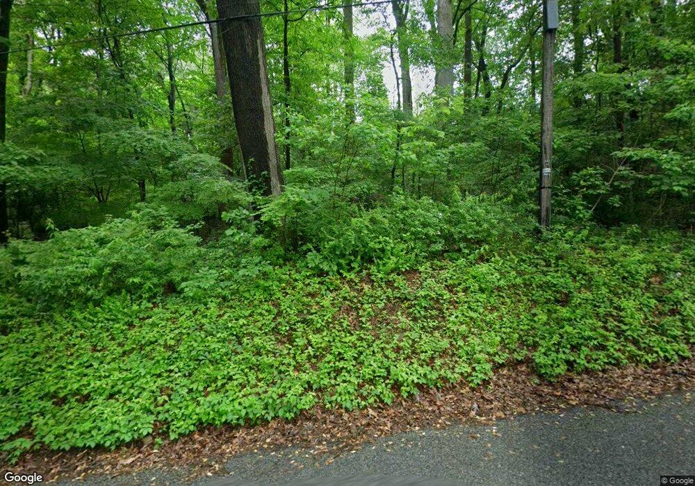 7202 Corning Rd, Zionsville, PA 18092 - photo 1