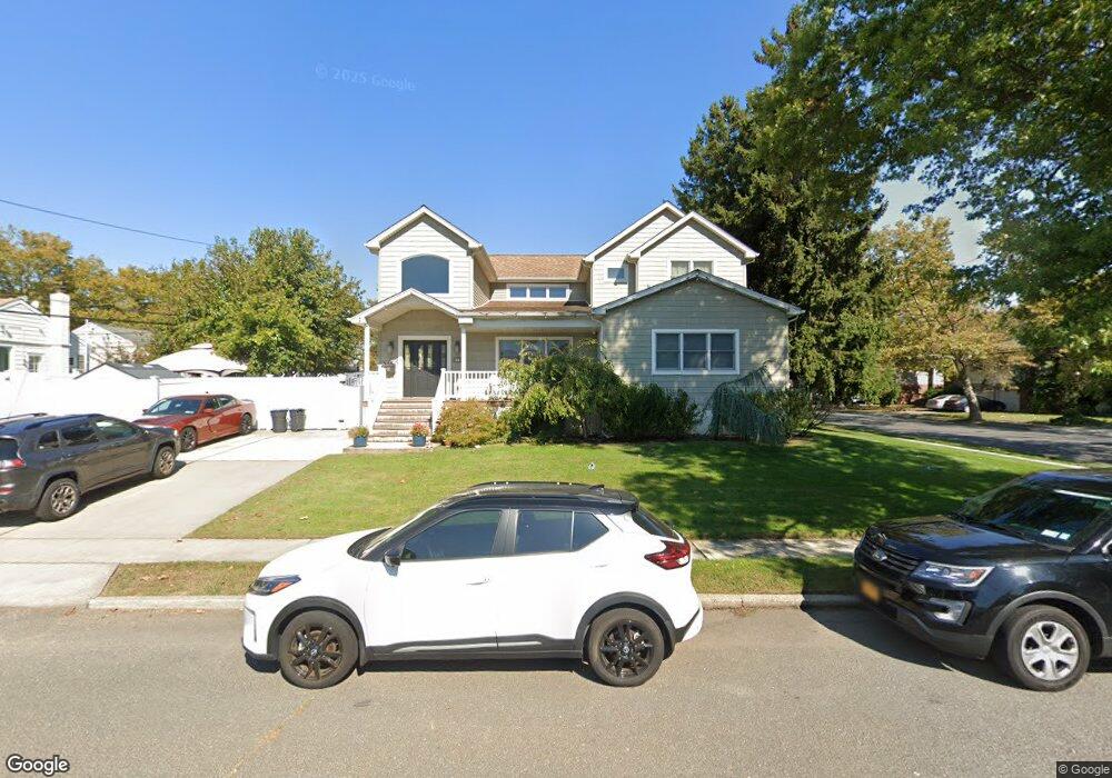 5 Pearl St, Valley Stream, NY 11581 - photo 1