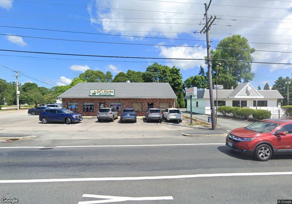 3001 W Shore Rd, Warwick, RI 02886 - photo 1