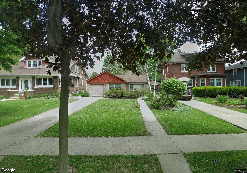 611 Parsons Ave, Des Plaines, IL 60016 - photo 1
