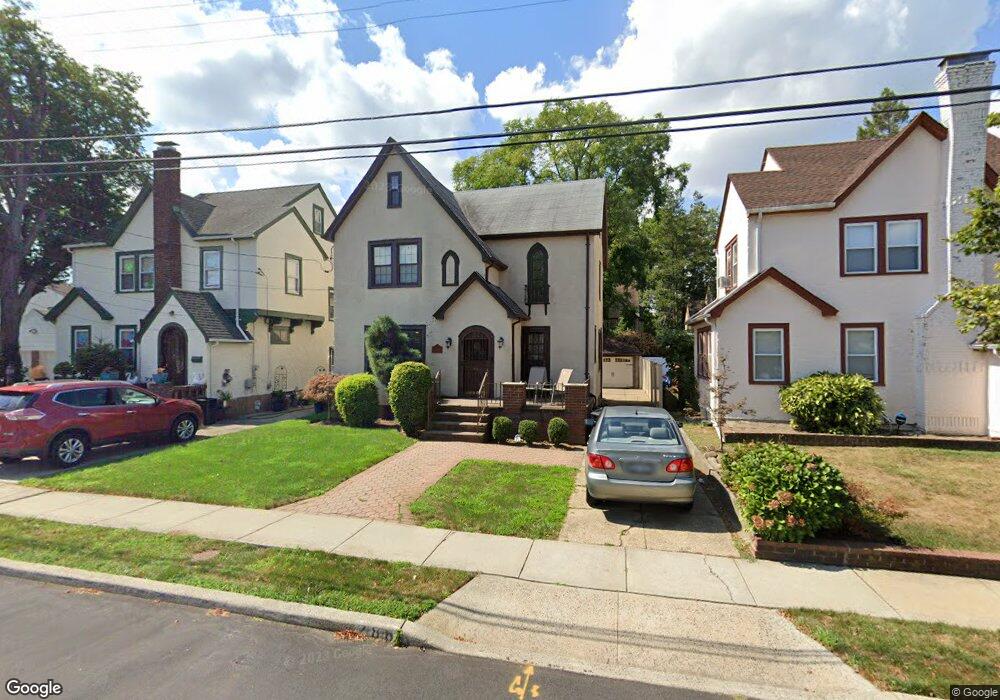 286 Sycamore St, West Hempstead, NY 11552 - photo 1