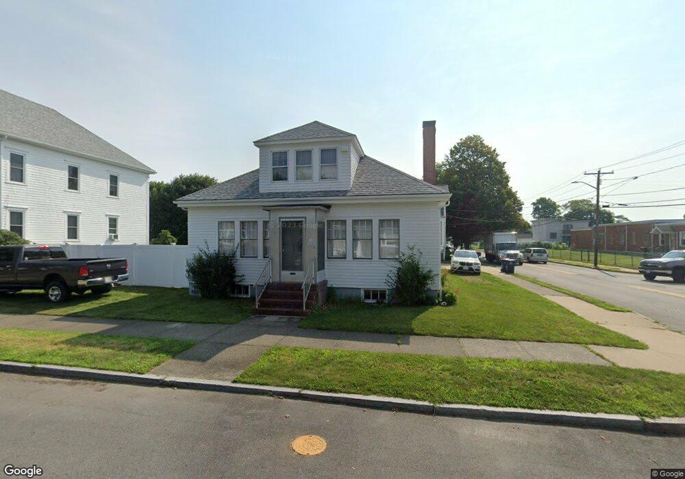 4 Byron St, New Bedford, MA 02740 - photo 1