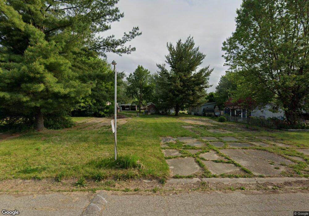 5045 S Naomikong Dr, Flint, MI 48506 - photo 1