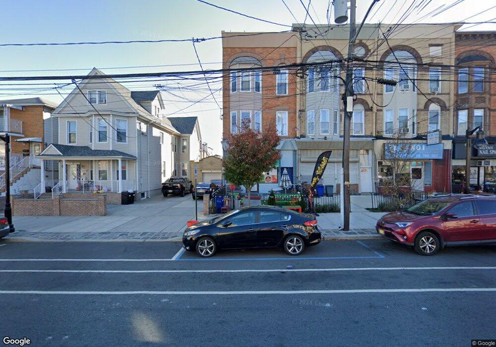 2508 Palisade Ave unit 2, Weehawken, NJ 07086 - photo 1