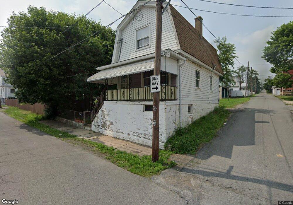 321 E 4th St, Hazleton, PA 18201 - photo 1