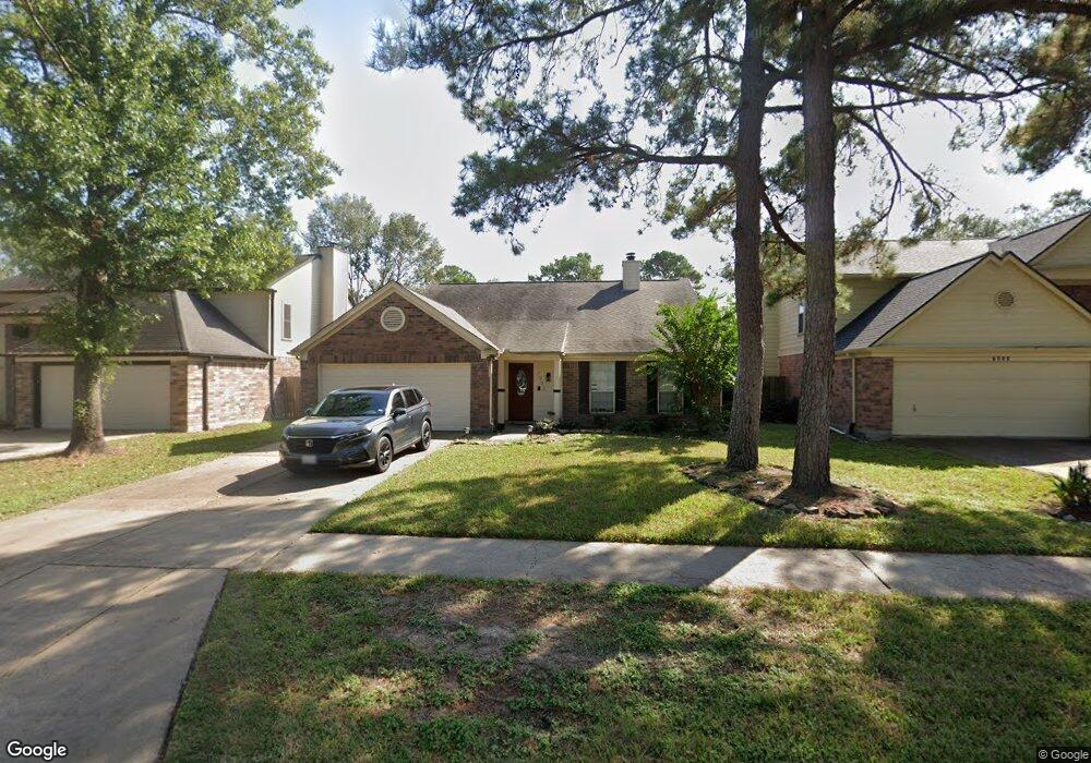 7902 Shangrila Ln, Houston, TX 77095 - photo 1