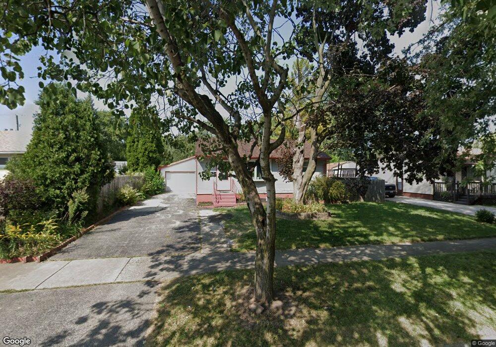 2616 Menominee Rd, Waukegan, IL 60087 - photo 1