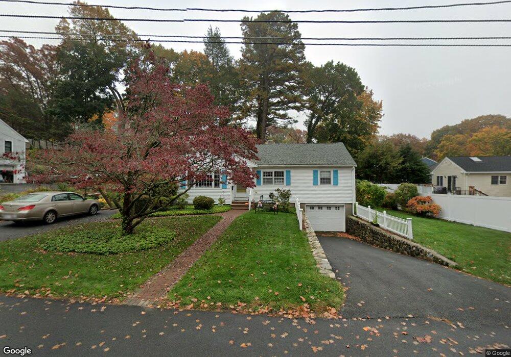 72 Eustis Ave, Wakefield, MA 01880 - photo 1