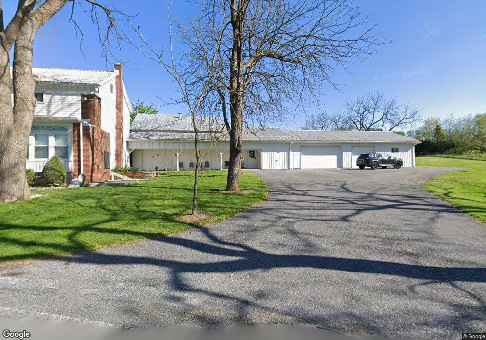 109 Forest Ln, Shoemakersville, PA 19555 - photo 1