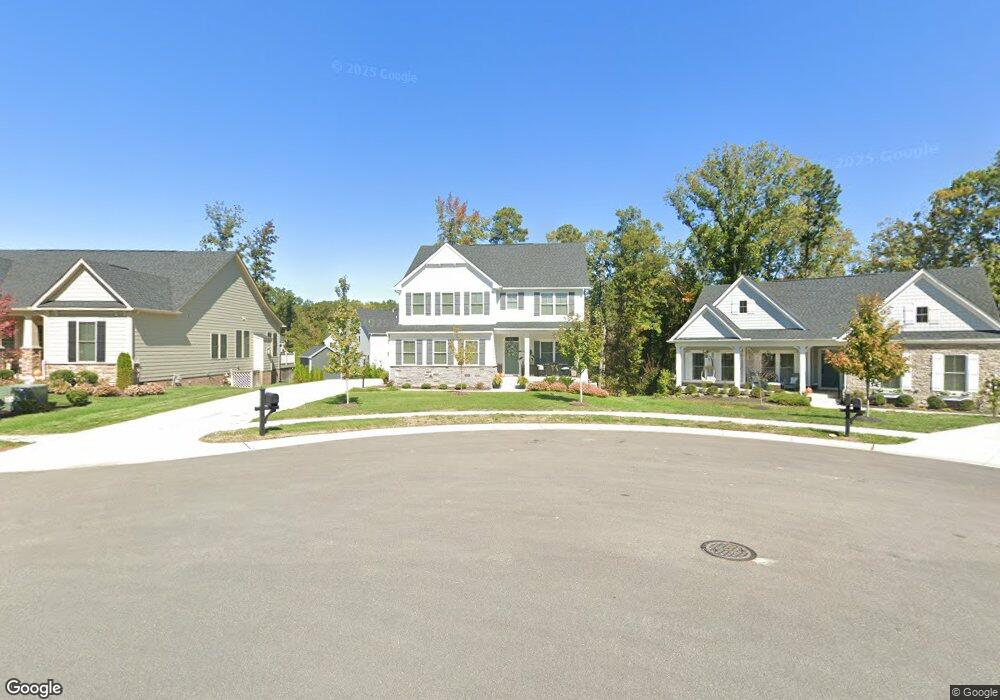 12712 Finningham Mews, Midlothian, VA 23113 - photo 1