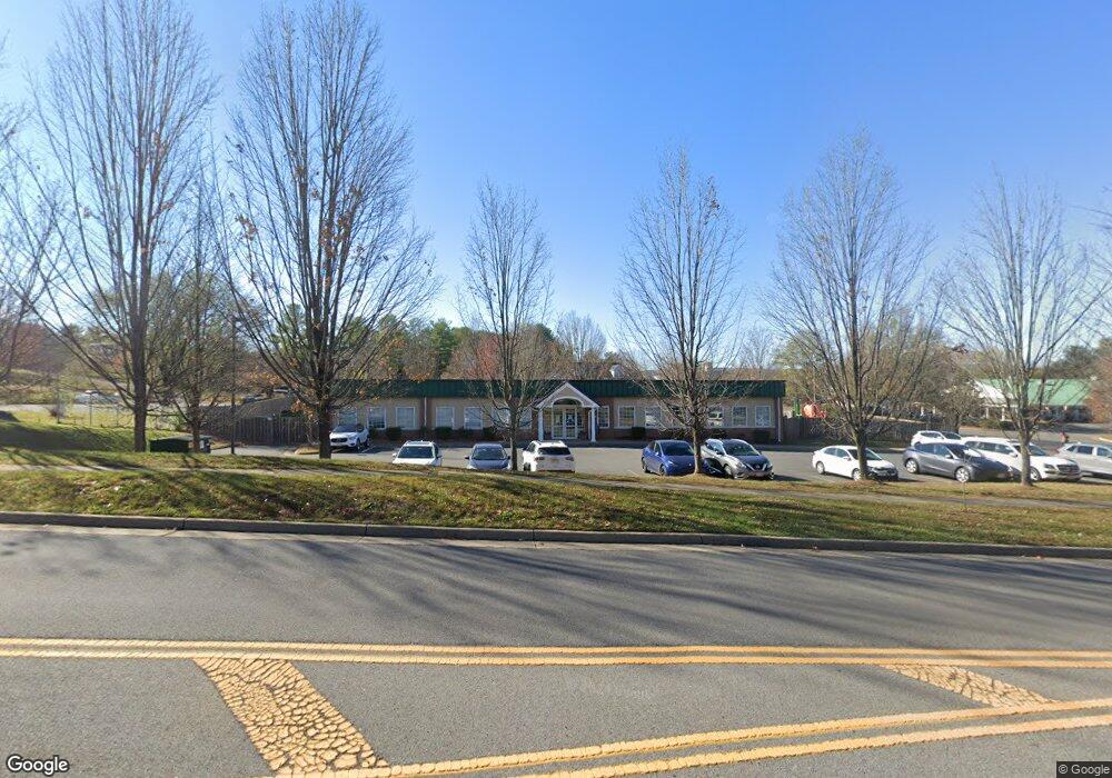 280 N Hatcher Ave, Purcellville, VA 20132 - photo 1