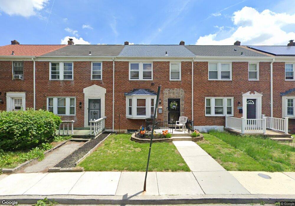 809 Wildwood Pkwy, Baltimore, MD 21229 - photo 1