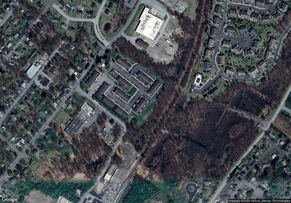 87 Jimal Dr unit 13, Middletown, NY 10940 - photo 1