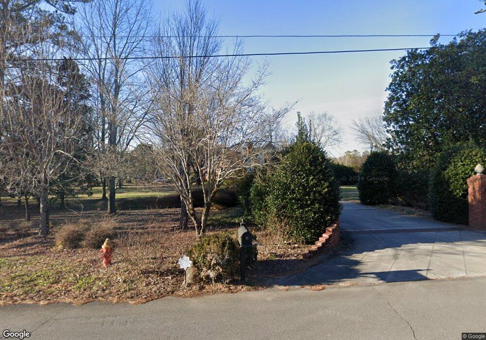 120 Woodridge Dr NW, Calhoun, GA 30701 - photo 1