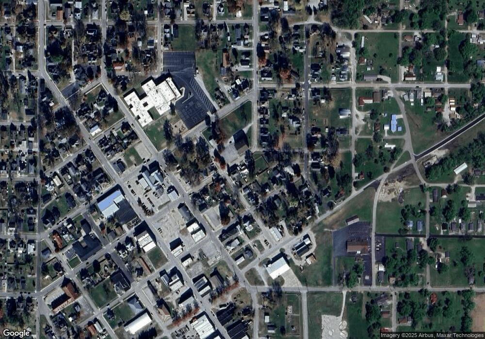 306 E 3rd St, Bicknell, IN 47512 - photo 1