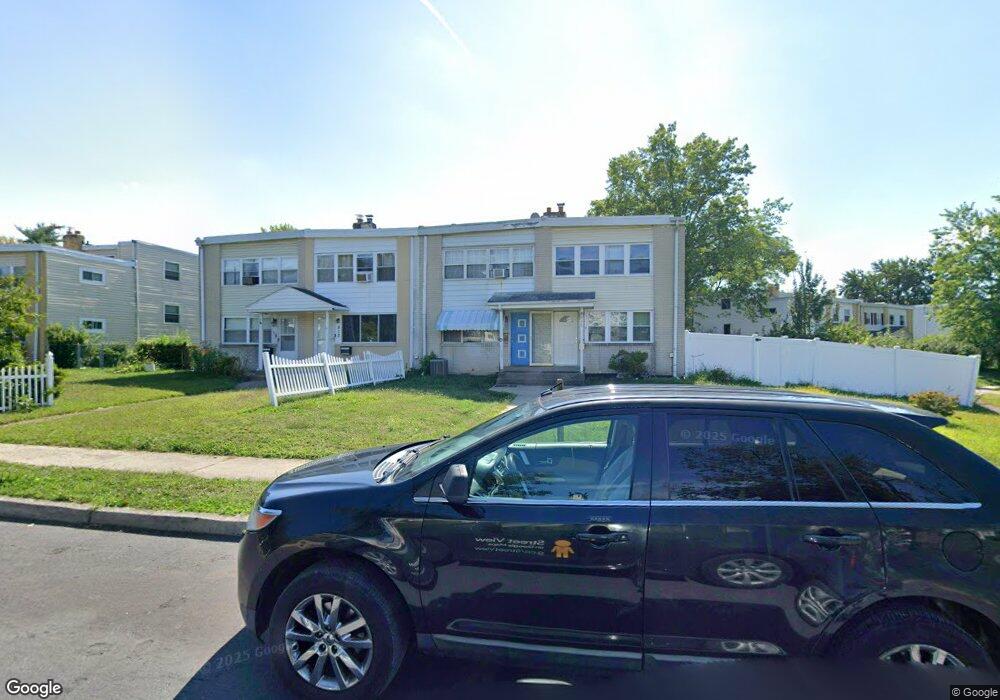 814 Wedgewood Dr, Lansdale, PA 19446 - photo 1