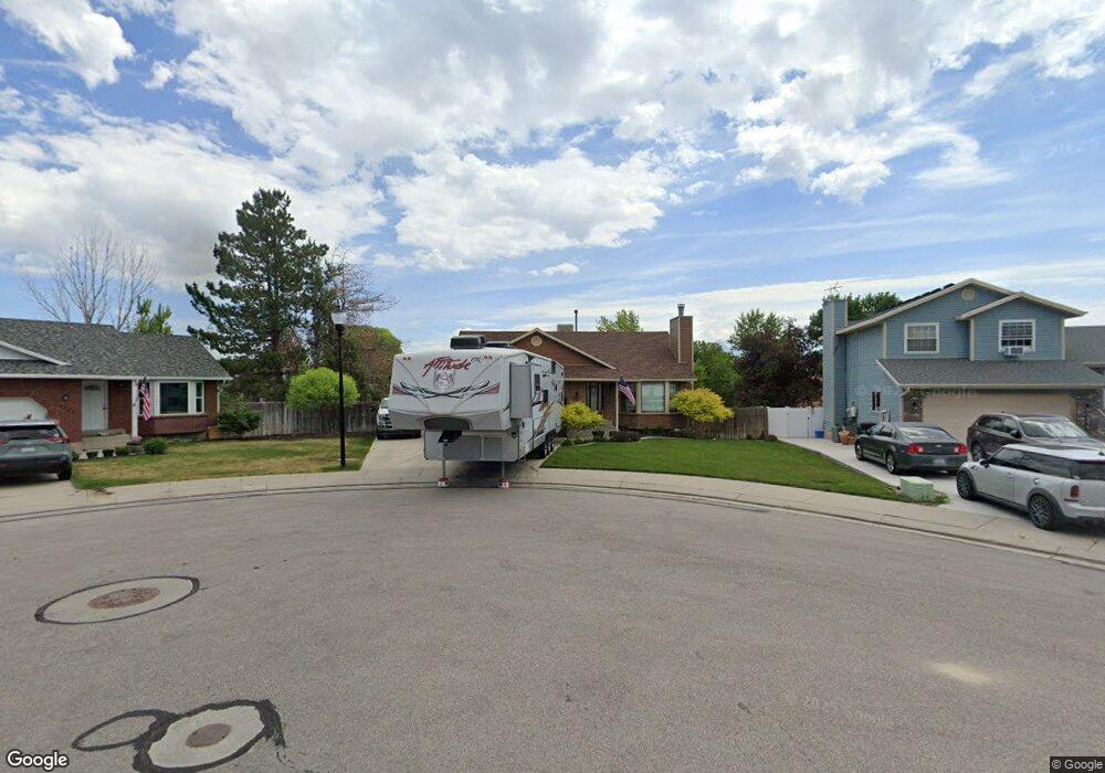 6871 Lyoni Ct, West Jordan, UT 84081 - photo 1