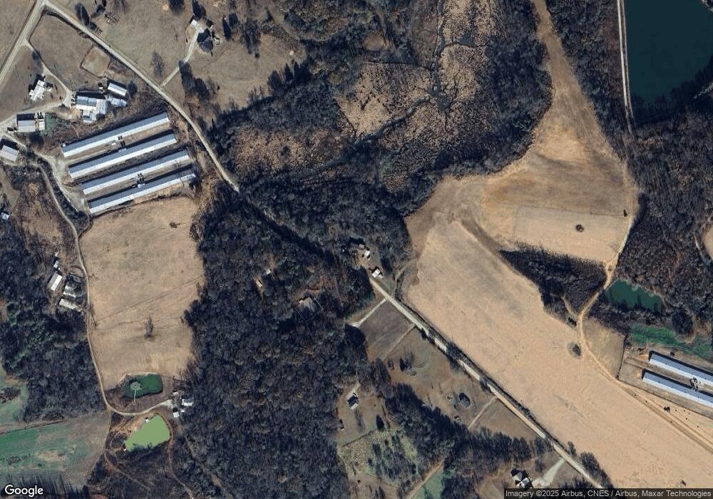 3008 Old Stagecoach Rd, Carnesville, GA 30521 - photo 1