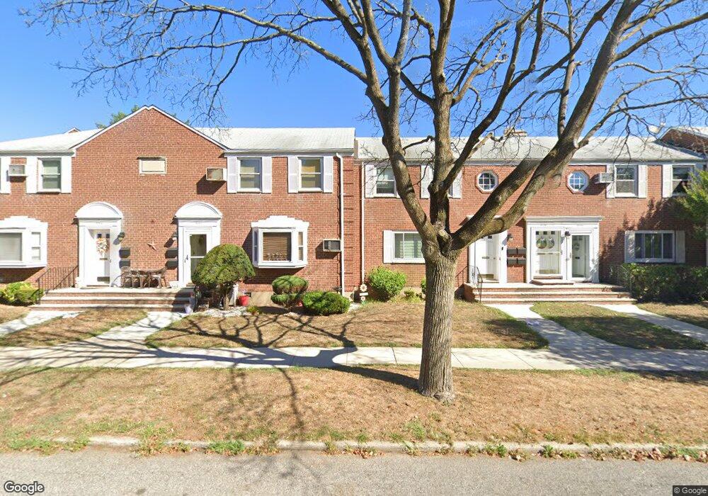 261-51 Langston Ave unit E-2, Glen Oaks, NY 11004 - photo 1
