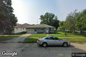 207 E Minnesota Ave, George, IA 51237