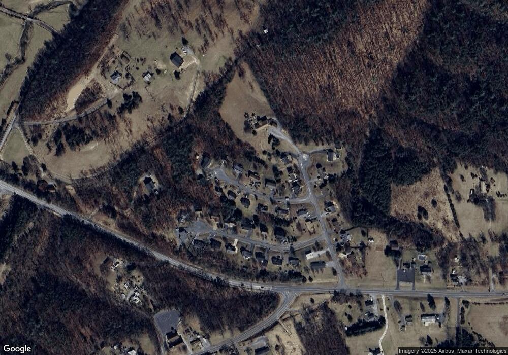 31 Seymour Cir, Staunton, VA 24401 - photo 1