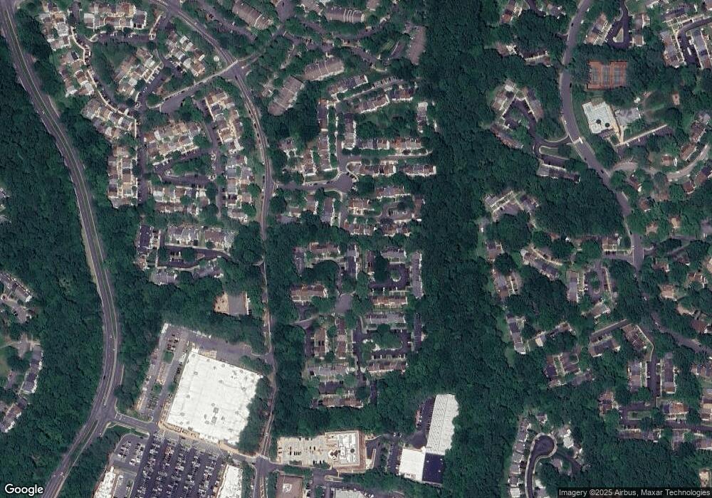 5903 Roberts Common Ct, Burke, VA 22015 - photo 1