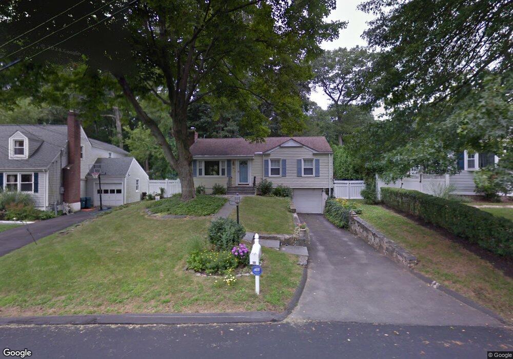 58 Halsey Dr, Old Greenwich, CT 06870 - photo 1