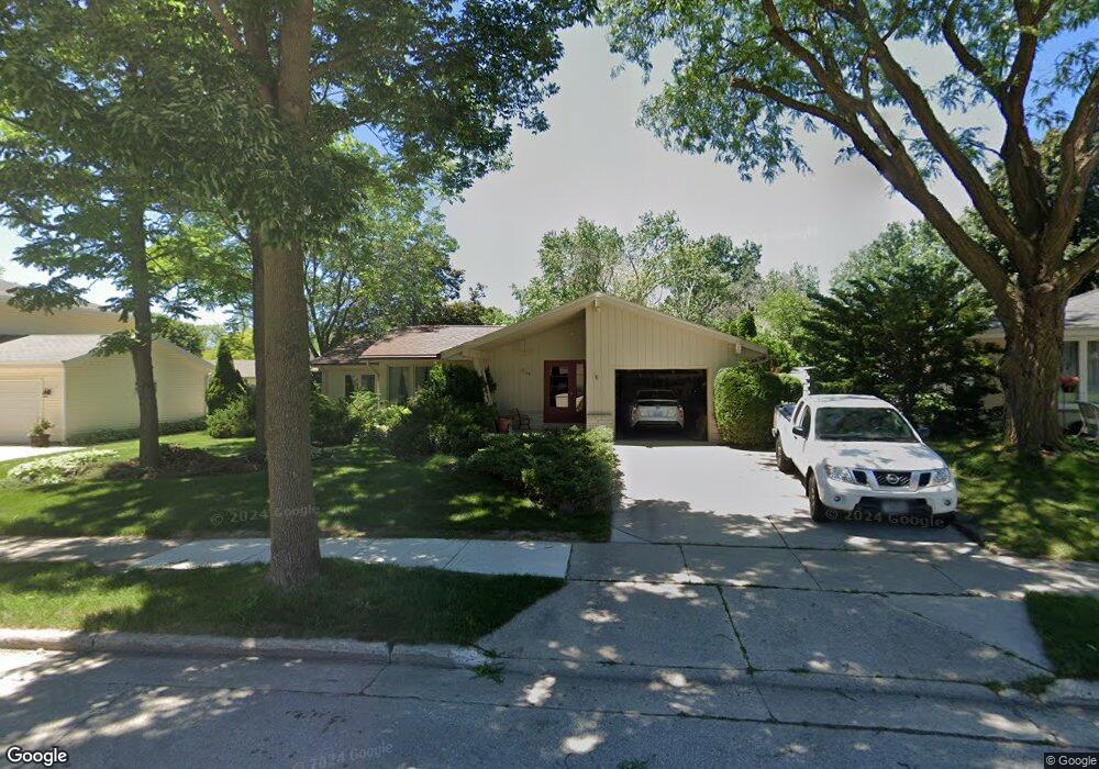 2108 Empire Dr, Waukesha, WI 53186 - photo 1