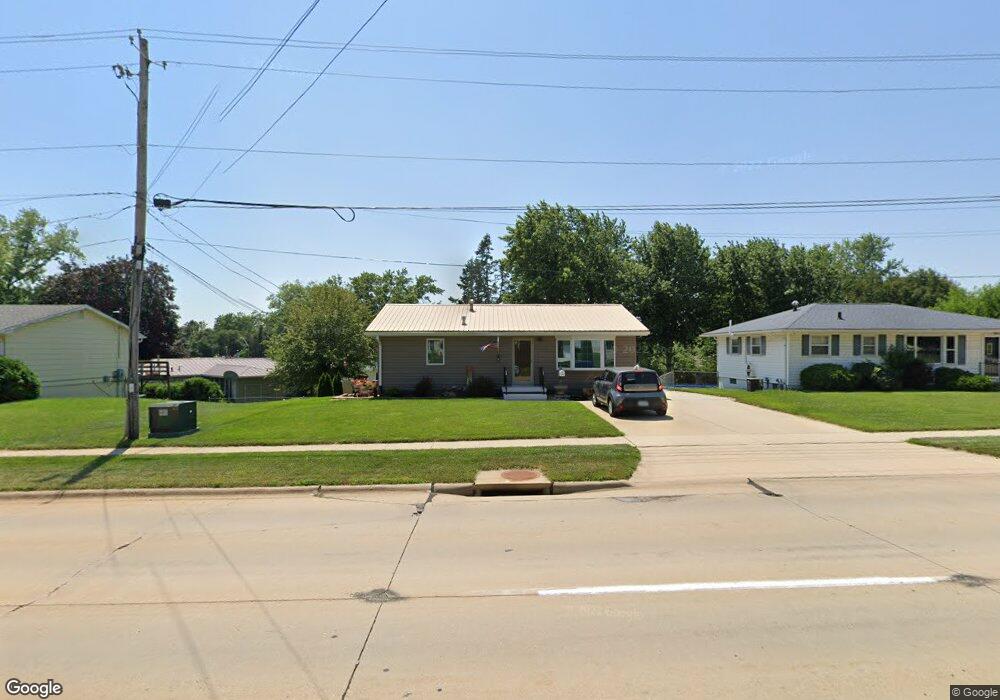 2023 Waterloo Rd, Cedar Falls, IA 50613 - photo 1