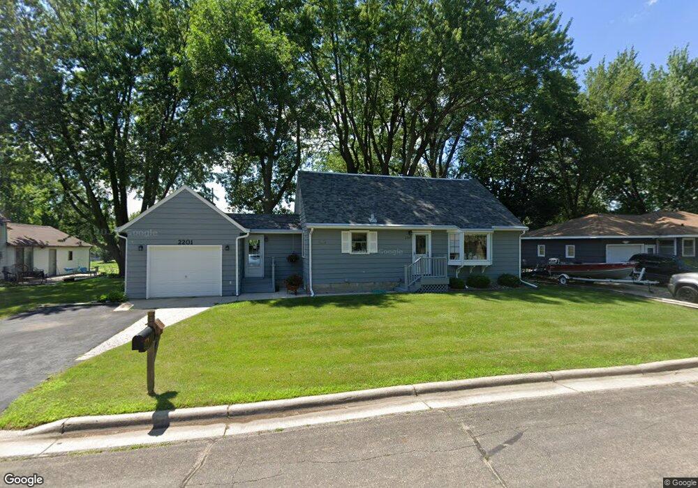 2201 Windsor Rd, Albert Lea, MN 56007 - photo 1