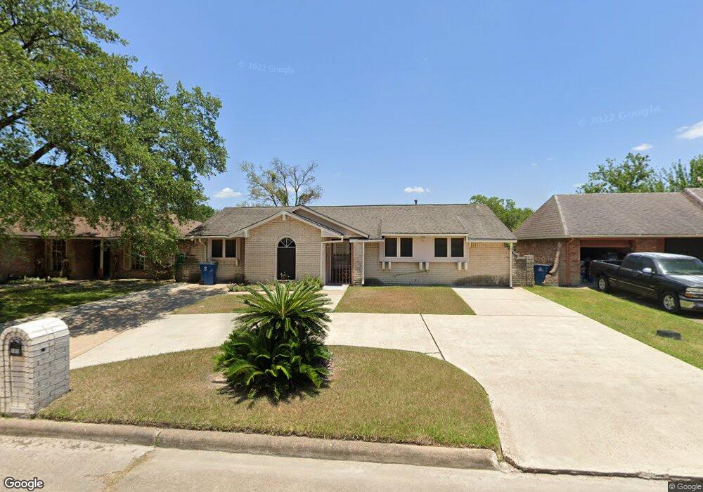 1918 Barnsley Ln, Houston, TX 77088 - photo 1