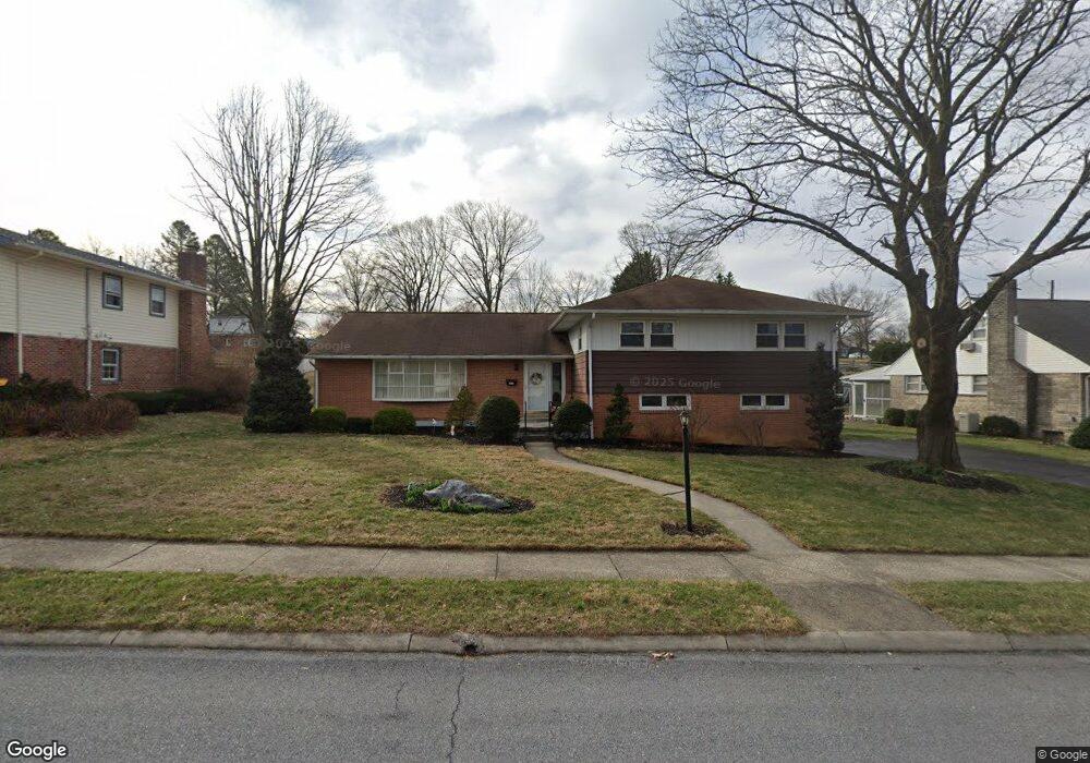 2910 Curtis Rd, Reading, PA 19609 - photo 1