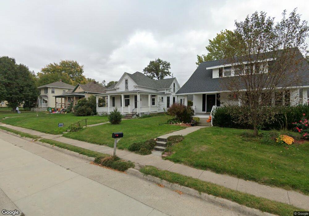 304 W Sheridan Ave, Shenandoah, IA 51601 - photo 1