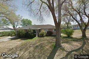 506 Henkens Dr, Chadron, NE 69337