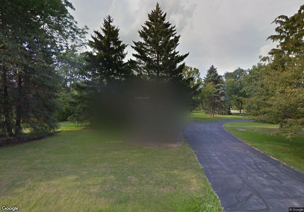 1310 W Heather Ln, Milwaukee, WI 53217 - photo 1