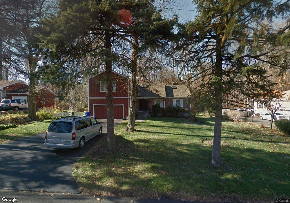 14 Hunters Ln, Norwalk, CT 06850 - photo 1