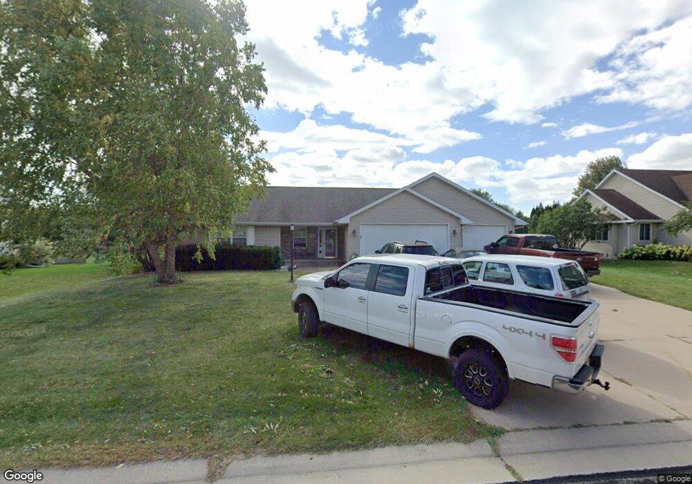 W6049 Strawflower Dr, Appleton, WI 54915 - photo 1