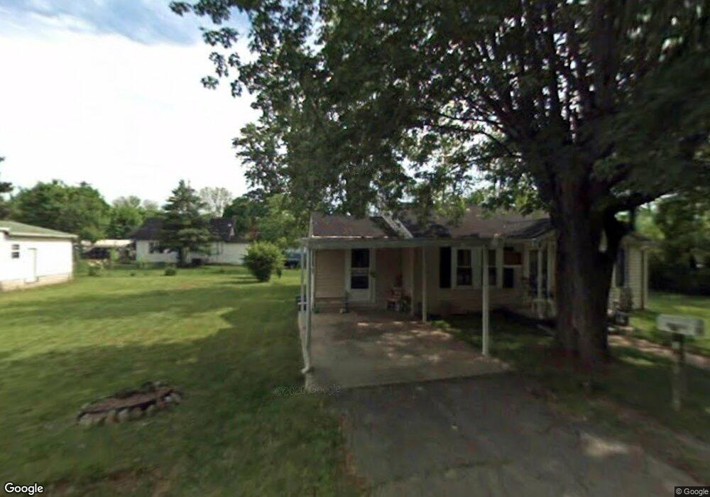 117 Doak St, Livingston, TN 38570 - photo 1