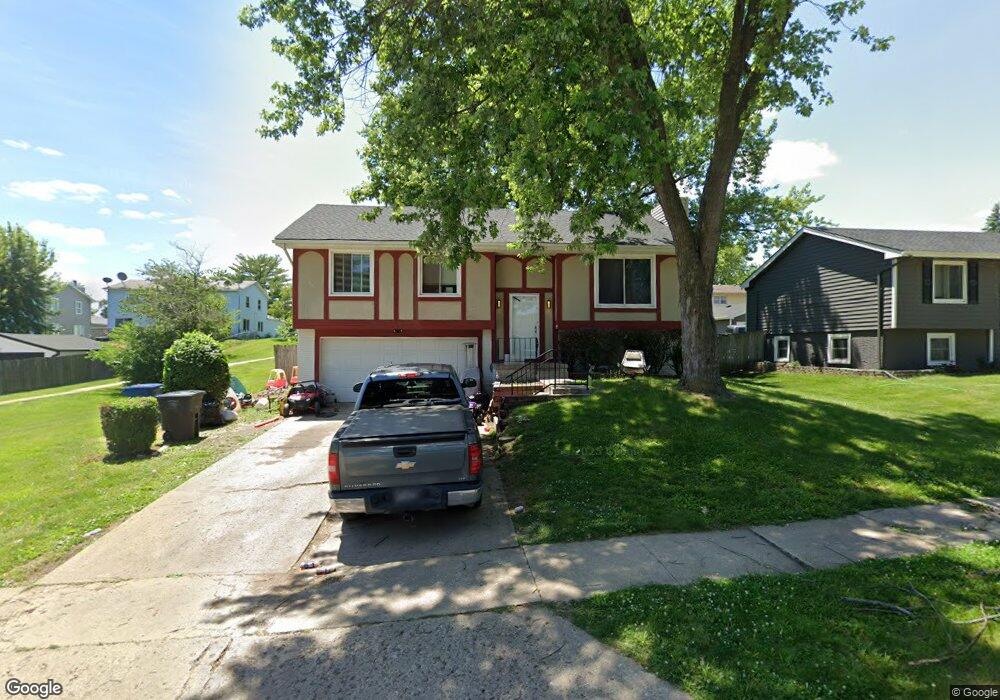 2107 E Hughes Ave, Des Moines, IA 50320 - photo 1
