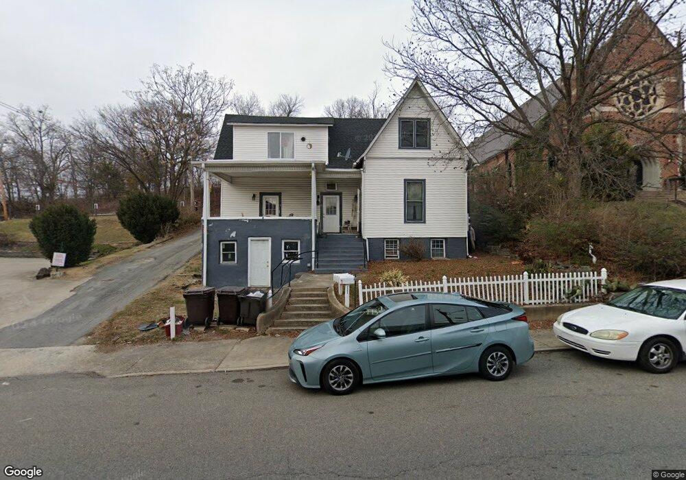 221 E Market St, Johnson City, TN 37601 - photo 1