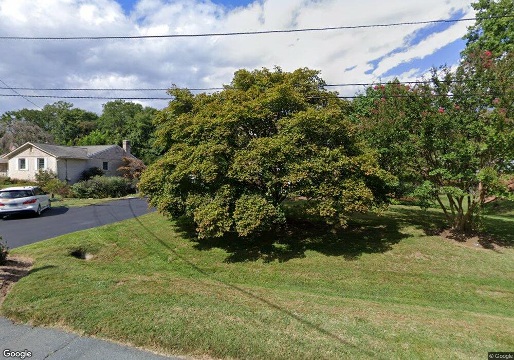 9101 Shad Ln, Potomac, MD 20854 - photo 1