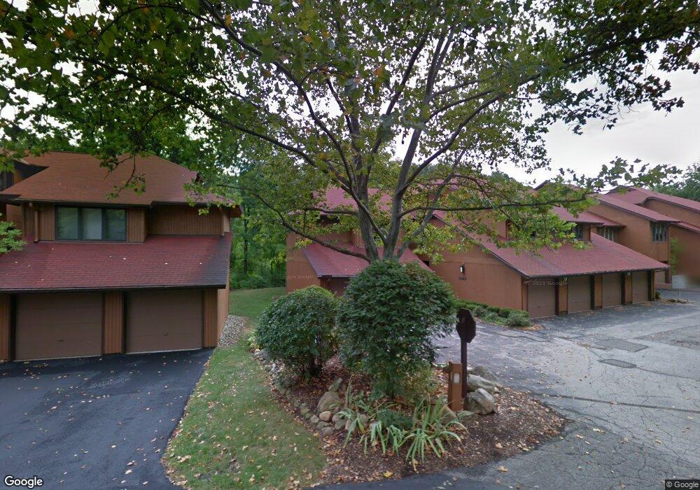 25022 Mill River Rd unit 1, Olmsted Falls, OH 44138 - photo 1