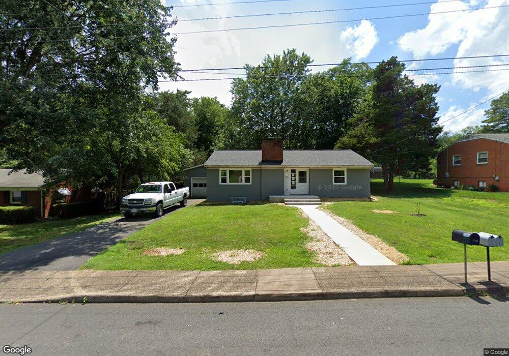 2305 Dellmead Ln, Charlottesville, VA 22901 - photo 1